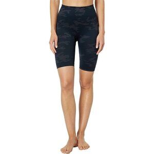 NWT Spanx Lamn Bike Shorts Black Camo Small